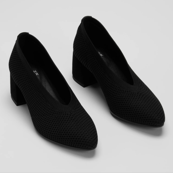 Eileen Fisher Gabby Recycled Stretch Knit Pump in black size 6 - Picture 2 of 13